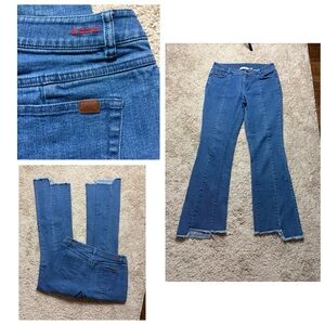 Peace Love World women Sz 8 front seam fray hem mid rise stretch comfort jeans